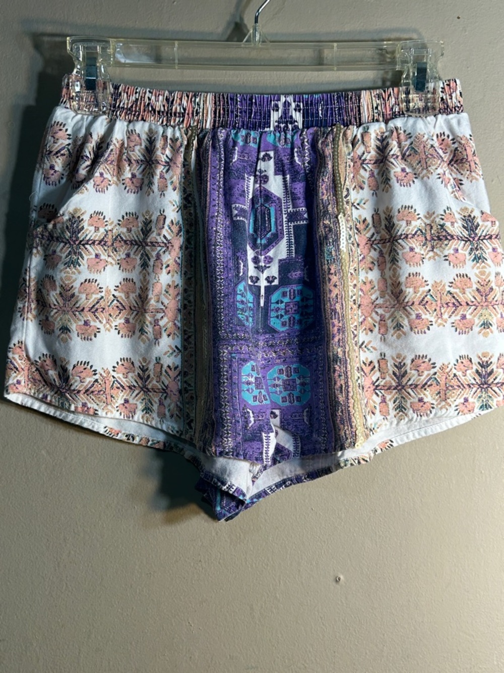 MINKPINK Elastic Waist Shorts — Purple & White Size Small